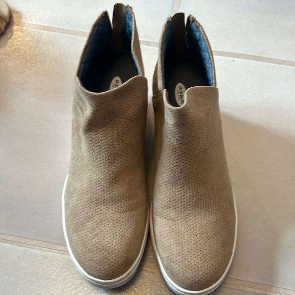 Dr. Scholls Nude Wedge Sneakers
